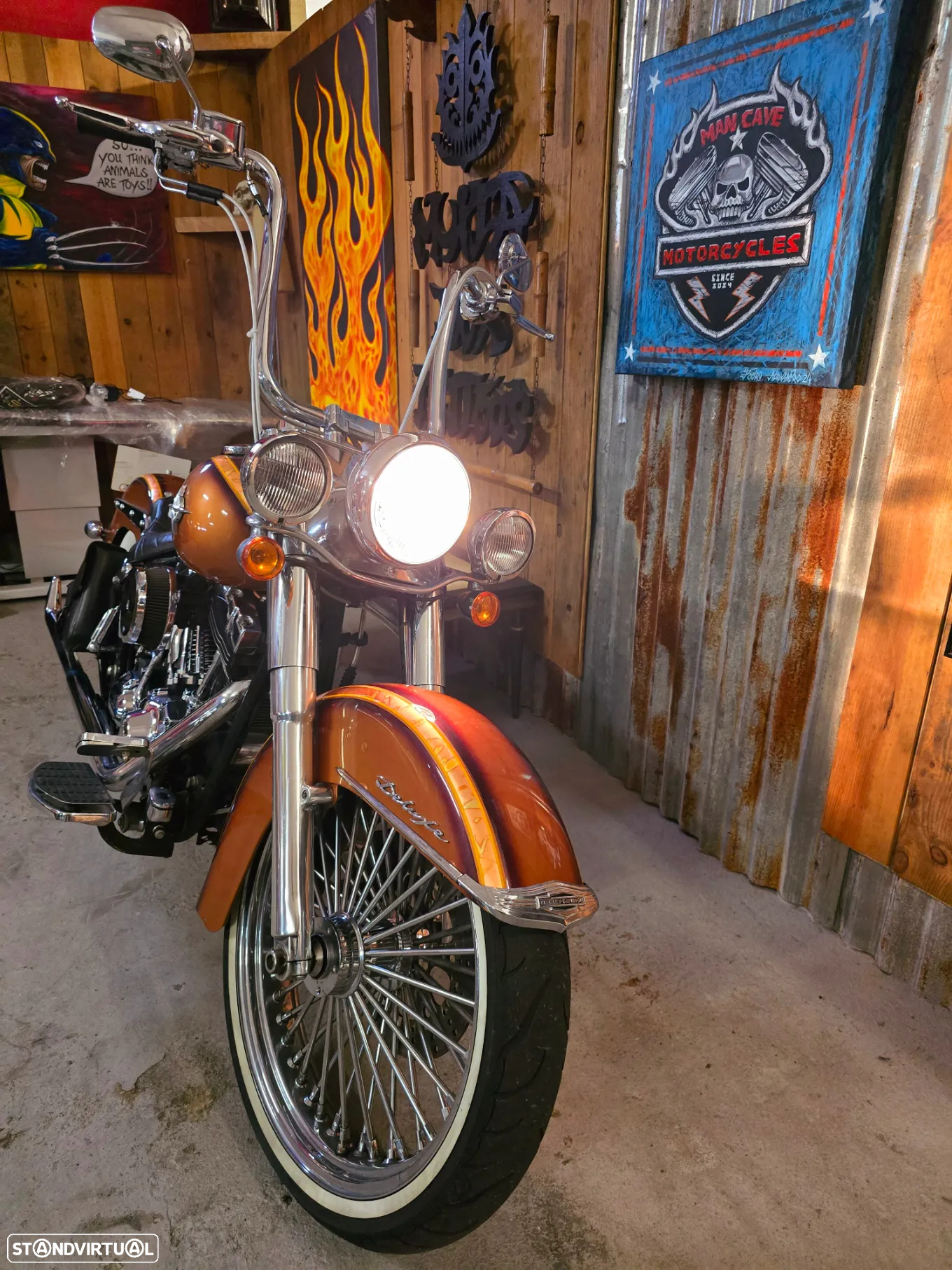 Harley-Davidson FLSTNI Heritage Deluxe Chicano Style - 13