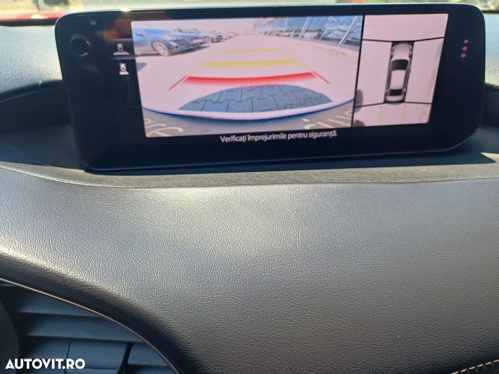 Mazda 3 e-Skyactiv X186 AT MHEV Exclusive-Line - 18
