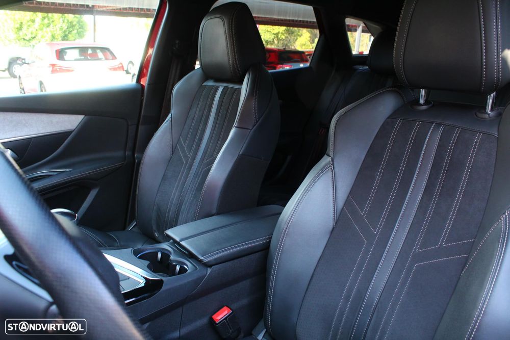 Peugeot 3008 1.5 BlueHDi GT - 8