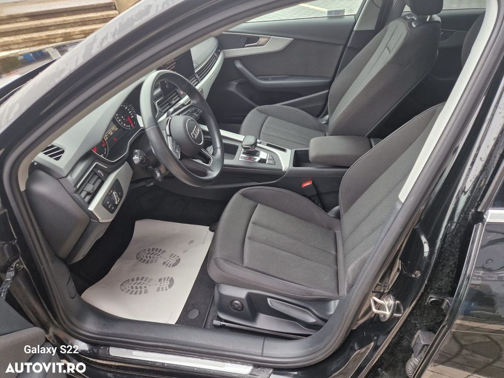 Audi A4 2.0 40 TFSI quattro S tronic MHEV Basic - 9