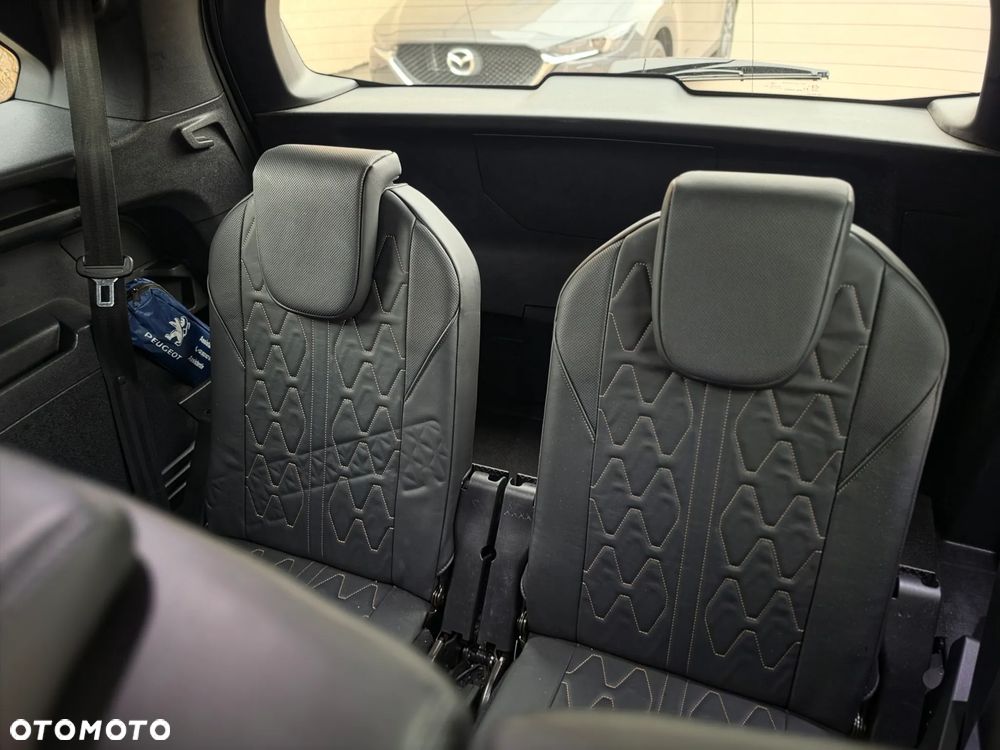 Peugeot 5008 - 29