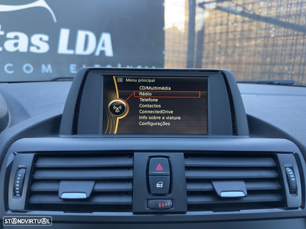 BMW 118 d Pack M - 15