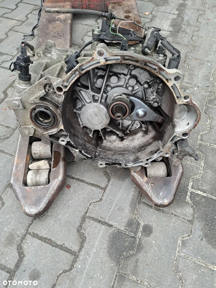 Kia Venga Ceed skrzynia biegów WAJ6C 1.6 crdi hyundai i30 - 3