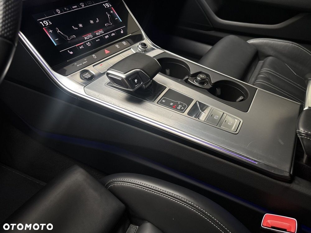Audi A6 Avant - 18