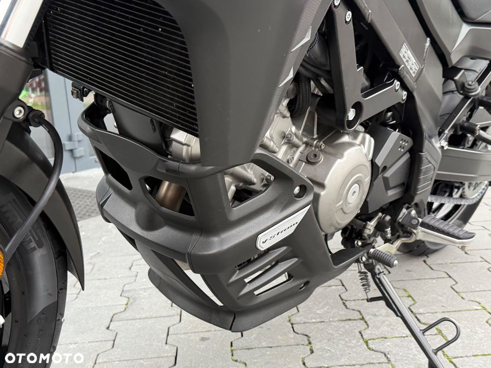 Suzuki V-STROM - 38