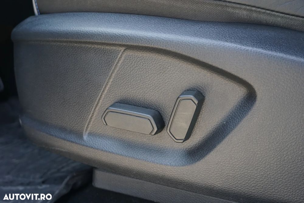 Ford Ranger Pick-Up 2.0 EcoBlue 213 CP 4x4 Cabina Dubla Raptor Aut. - 16