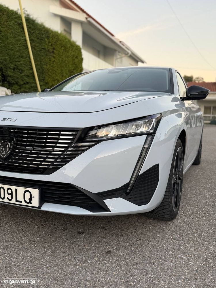 Peugeot e-308 54 kWh Allure - 3