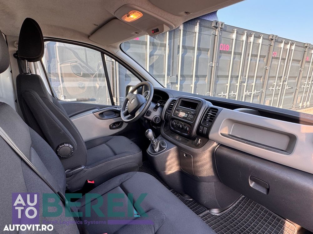 Renault Trafic - 14