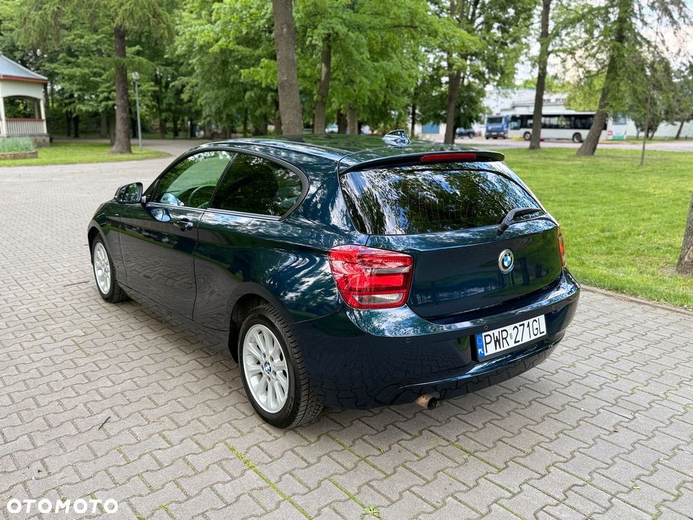 BMW Seria 1 114i - 10