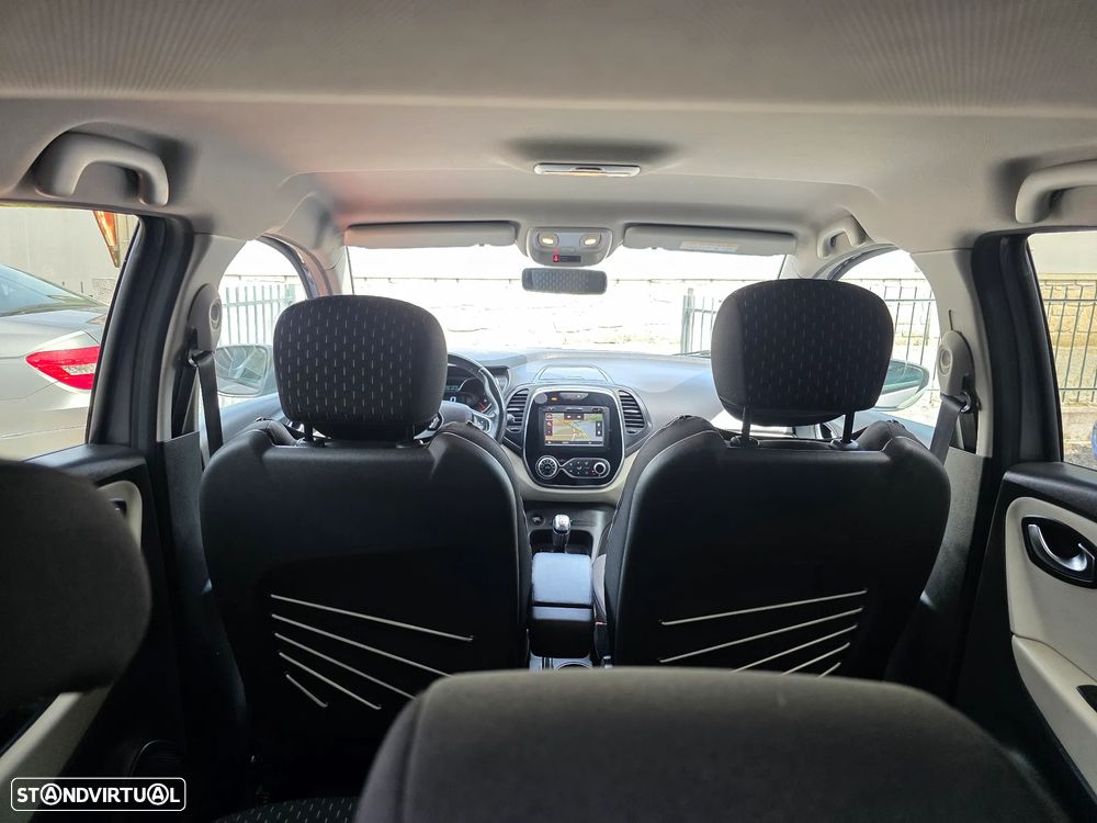 Renault Captur 0.9 TCE - 24