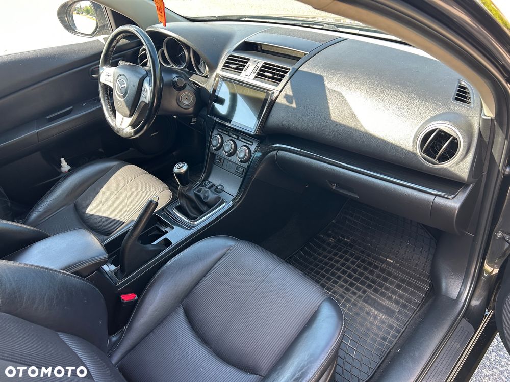 Mazda 6 2.0 Exclusive + - 8
