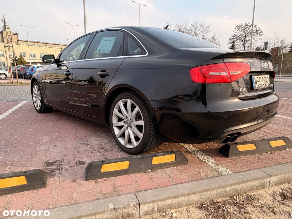 Audi A4 Limousine - 9
