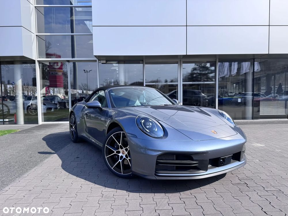 Porsche 911 Carrera - 6