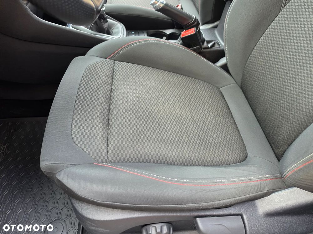 Ford Fiesta 1.0 EcoBoost STart-Stop ST-LINE - 29