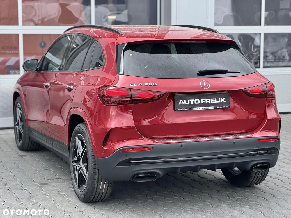 Mercedes-Benz GLA 200 mHEV AMG Line 7G-DCT - 12