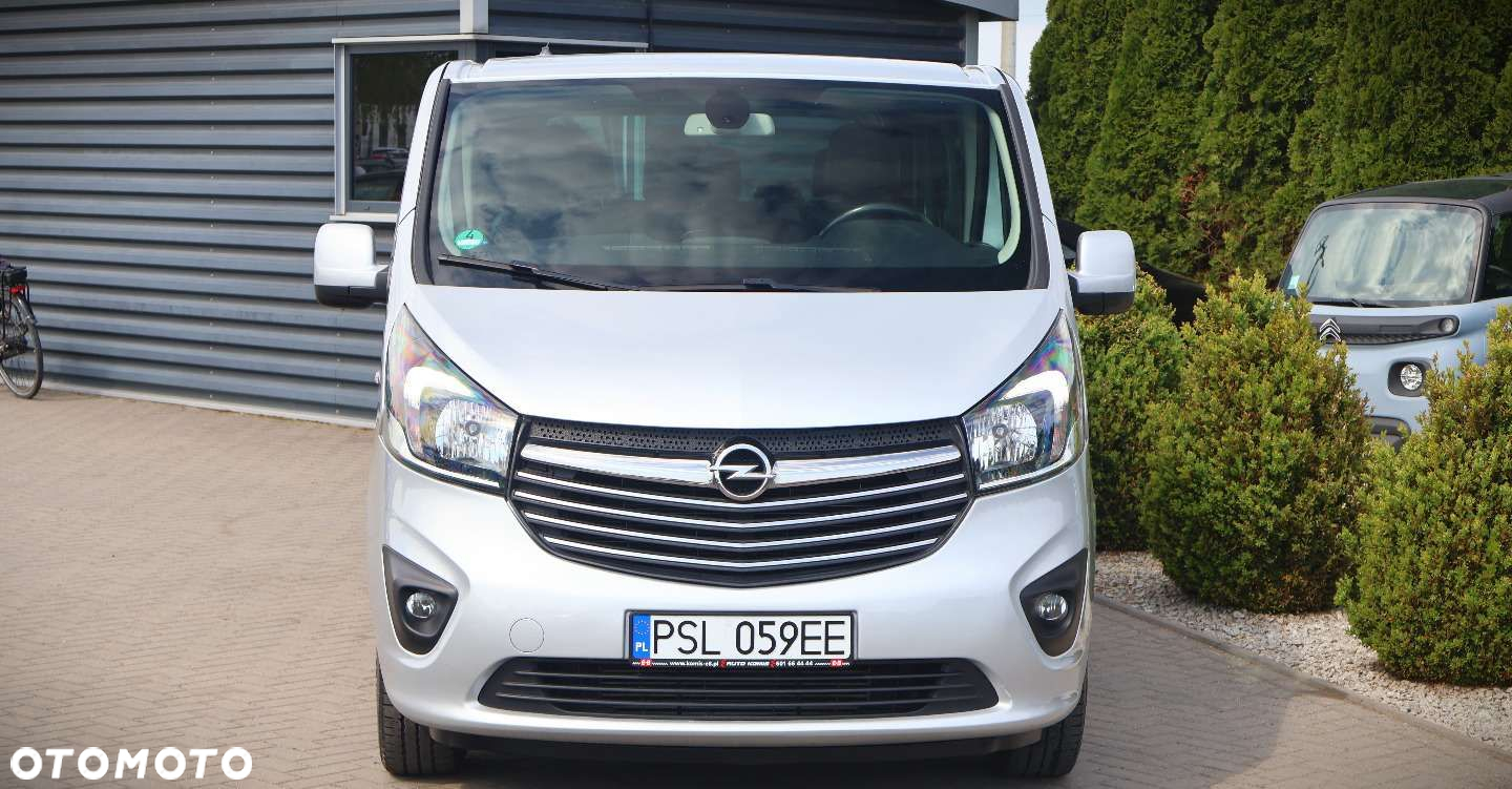 Opel Vivaro - 10