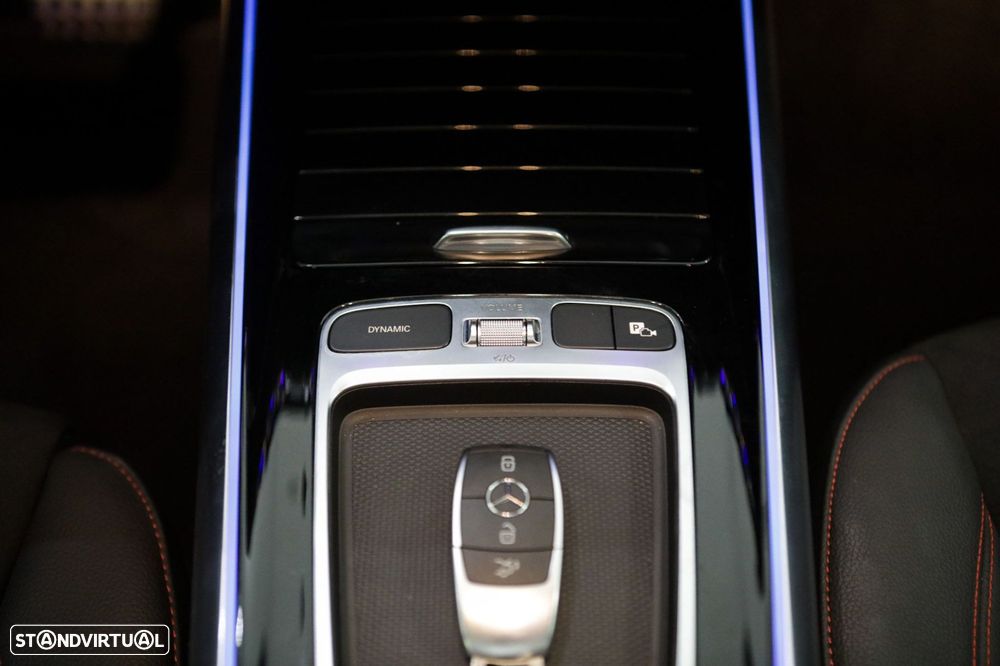 Mercedes-Benz GLA 250 e AMG Line - 33