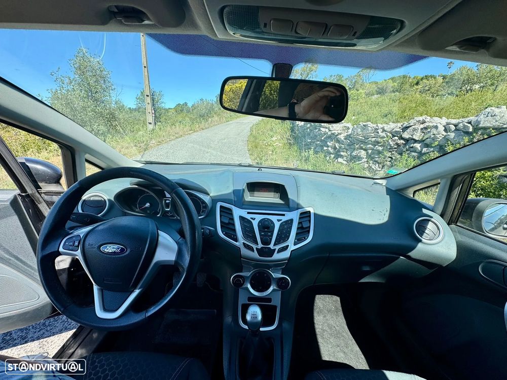 Ford Fiesta 1.25 Titanium - 19