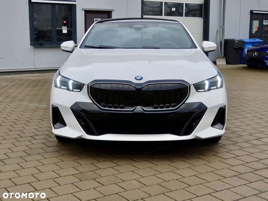 BMW Seria 5 520d xDrive mHEV M Sport - 7