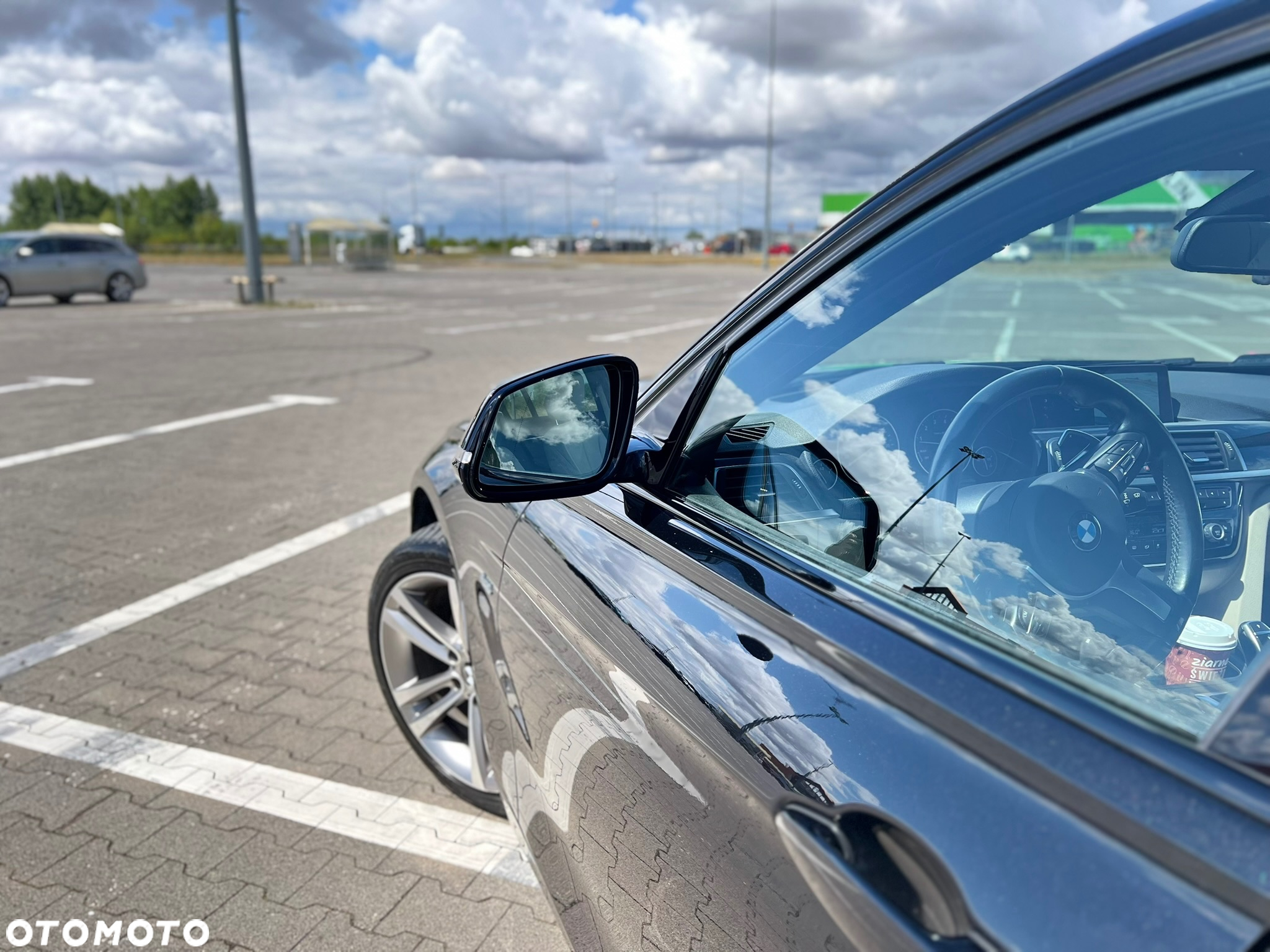 BMW Seria 3 330i xDrive Sport Line - 21