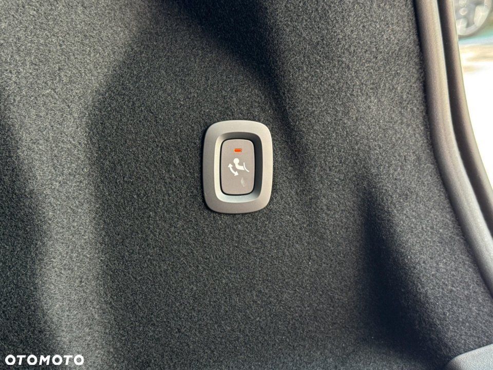 Volvo XC 60 - 32