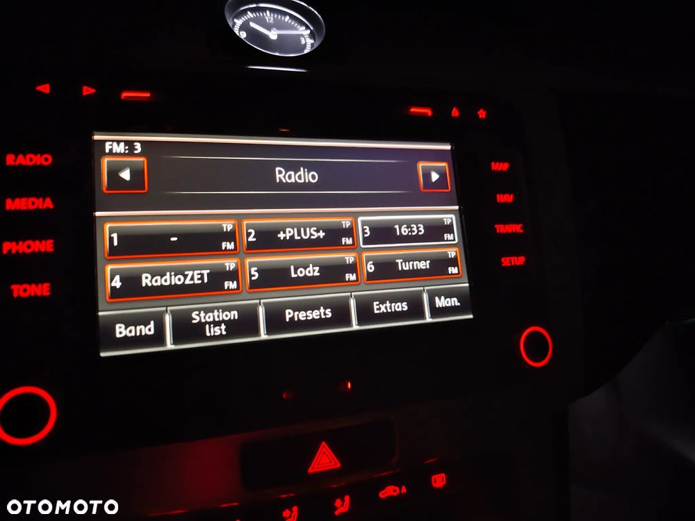Volkswagen Passat 2.0 TDI DPF DSG 4Motion Highline - 33