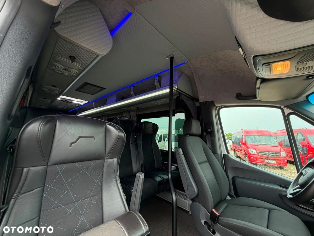 Mercedes-Benz Sprinter 519 - 16