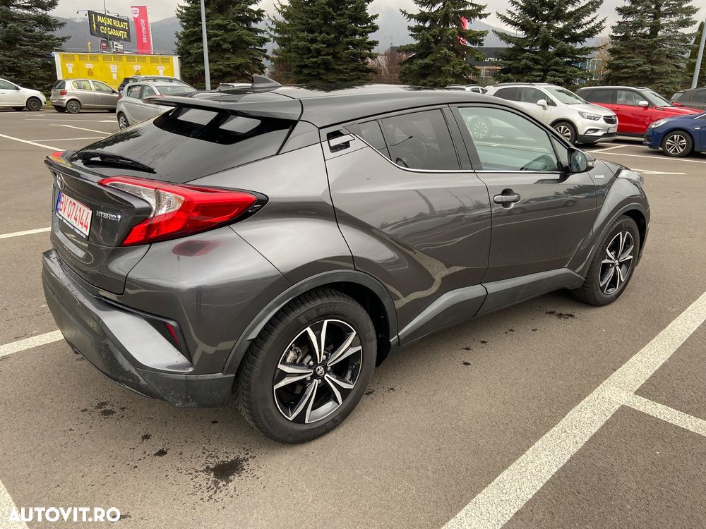 Toyota C-HR Hybrid Business-Edition - 4