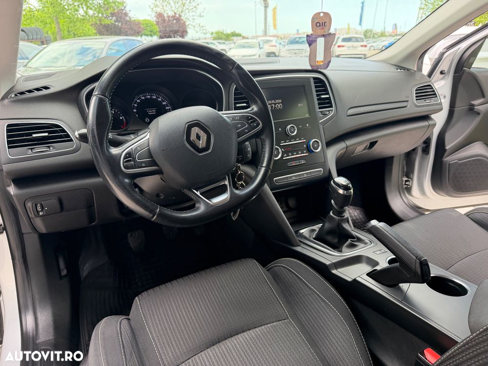 Renault Megane 1.5 dCI Privilege - 6