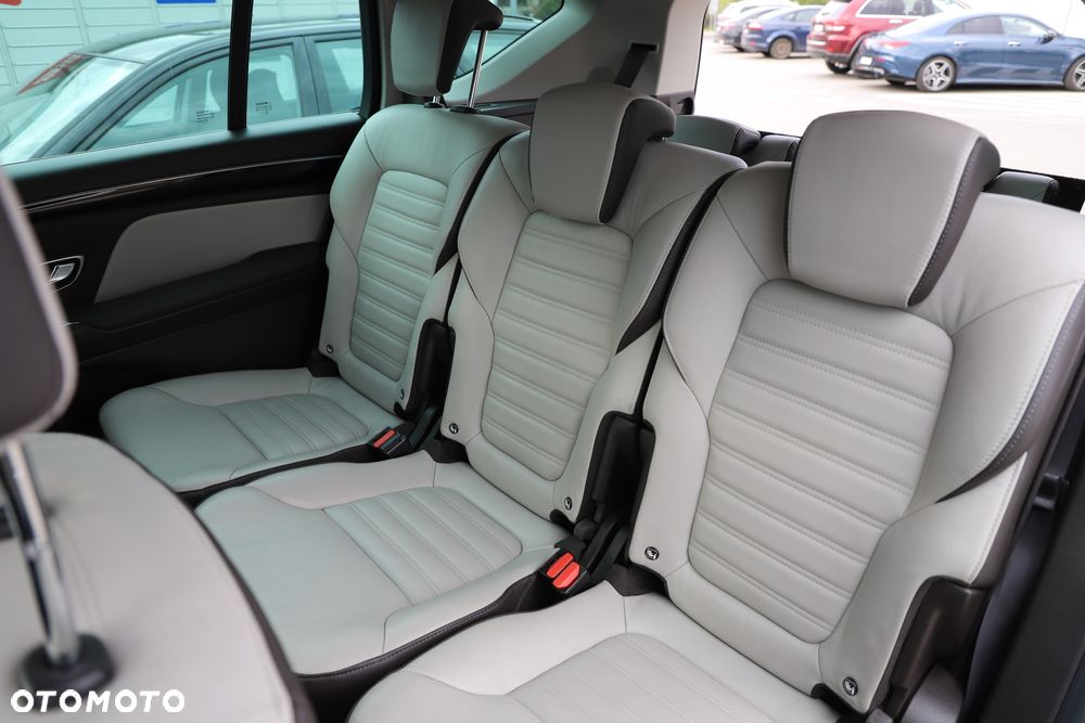 Renault Espace 1.6 dCi Energy Initiale Paris EDC 7os - 14