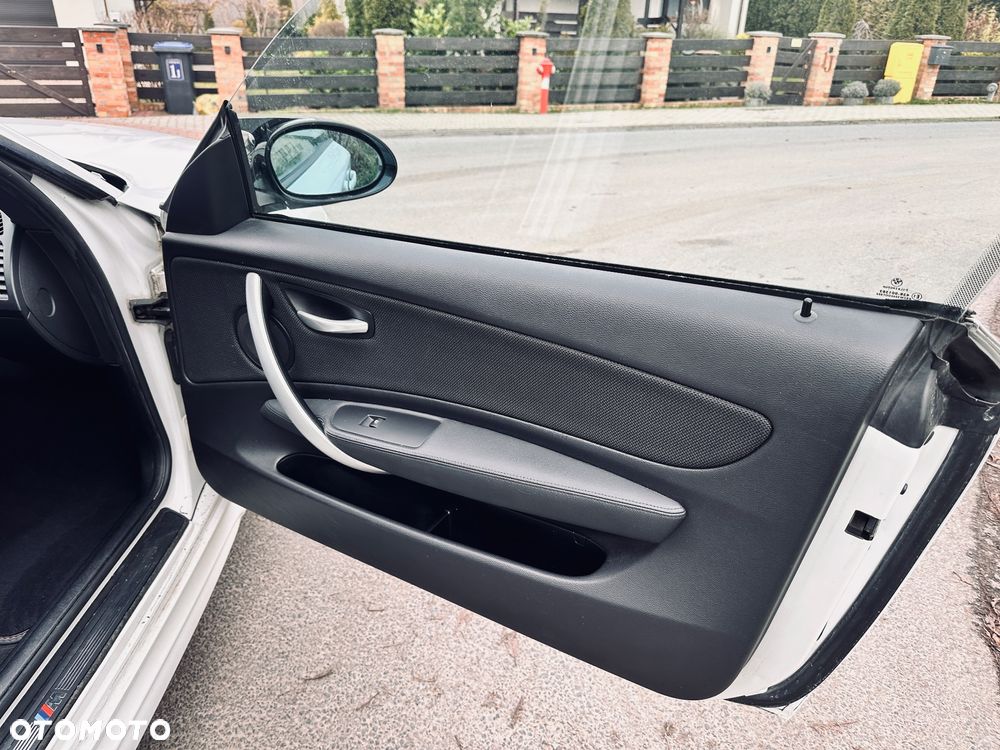 BMW Seria 1 120d DPF - 31