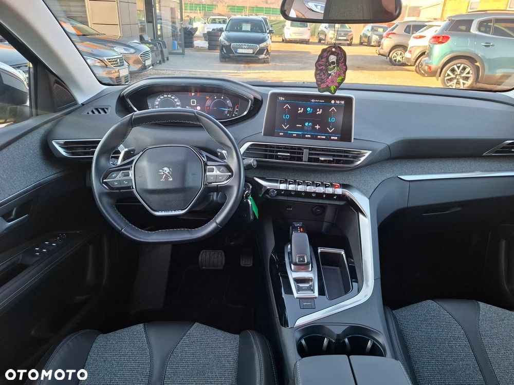 Peugeot 3008 BlueHDi 130 Stop & Start EAT8 Allure - 17