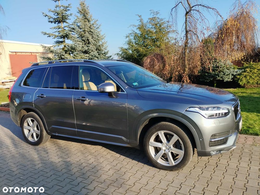 Volvo XC 90 D5 AWD Momentum - 3