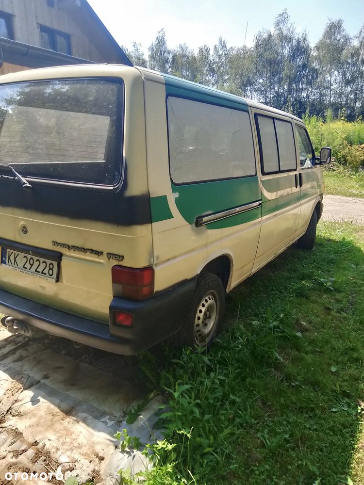 Volkswagen Transporter - 2