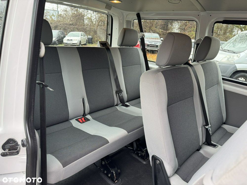 Volkswagen Transporter - 17