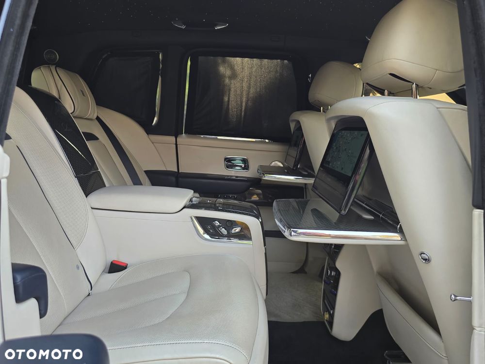 Rolls-Royce Cullinan - 23