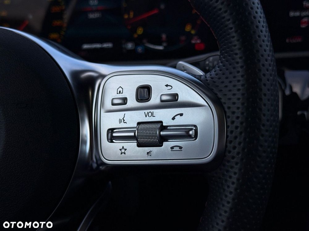 Mercedes-Benz CLA AMG 35 4-Matic 7G-DCT - 17