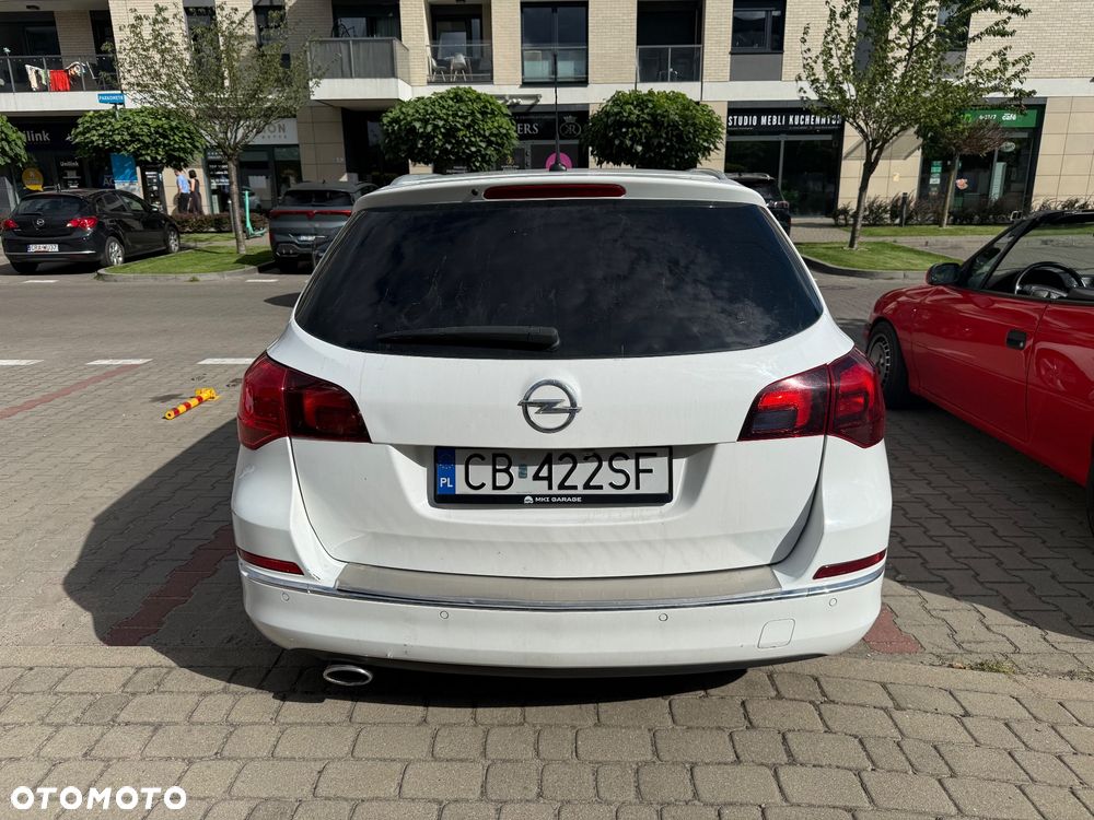 Opel Astra 2.0 CDTI Cosmo - 6