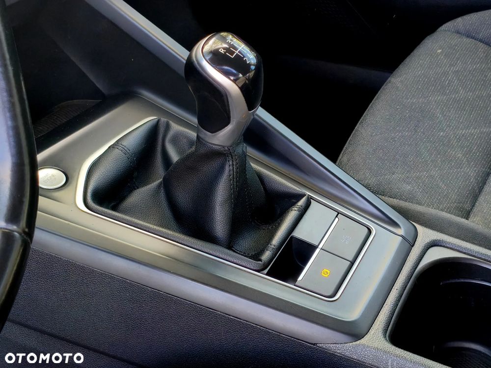 Volkswagen Golf 2.0 TDI - 18
