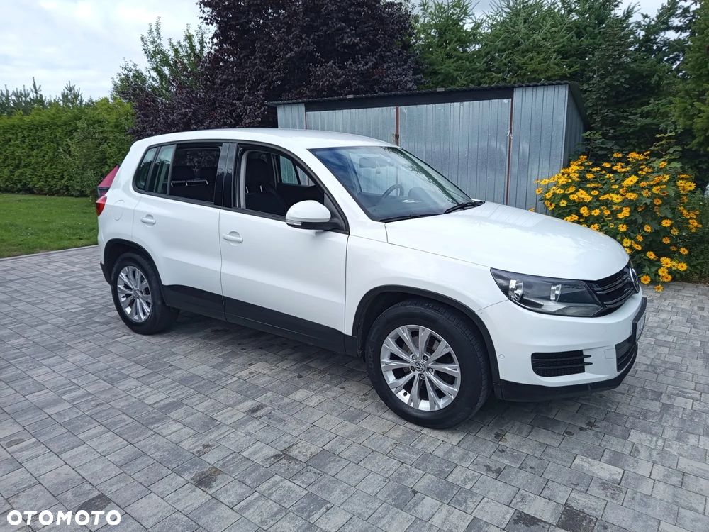 Volkswagen Tiguan 2.0 TDI DPF BlueMotion Technology Trend & Fun - 8
