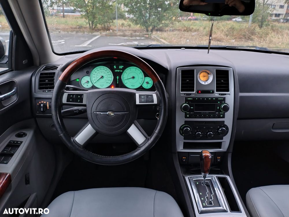 Chrysler 300C 3.0L CRD V6 Aut - 8