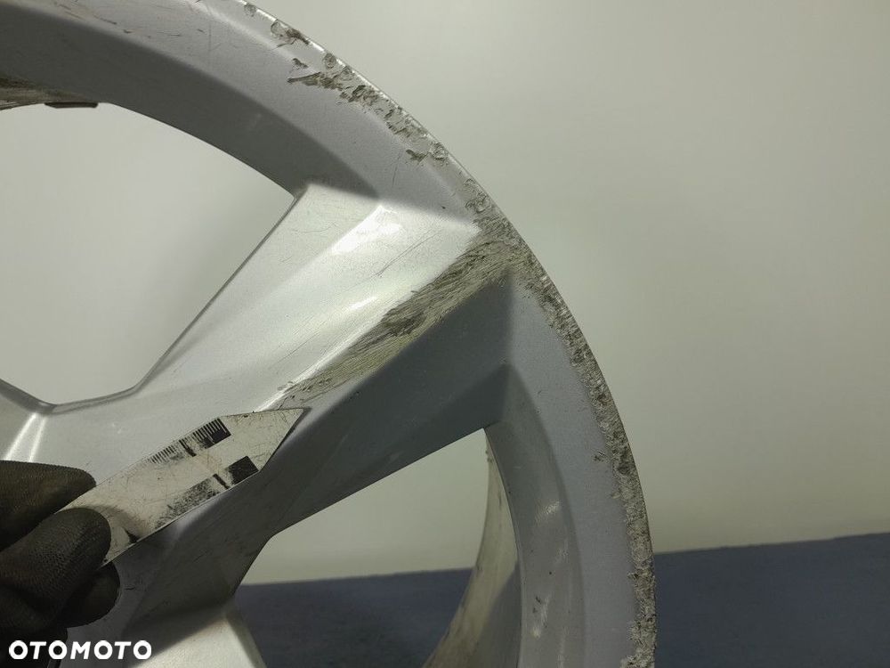 AUDI Q7 II 4M FELGA ALUMINIOWA 8JX19 5X112 ET 28 4M0601025F - 5