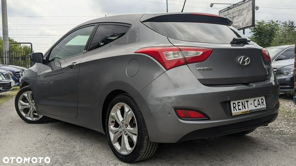 Hyundai i30 - 11