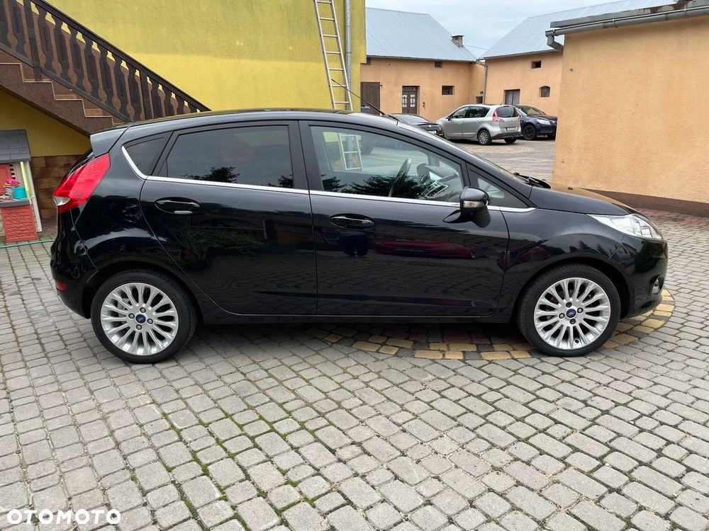 Ford Fiesta 1.4 Titanium EU5 - 4