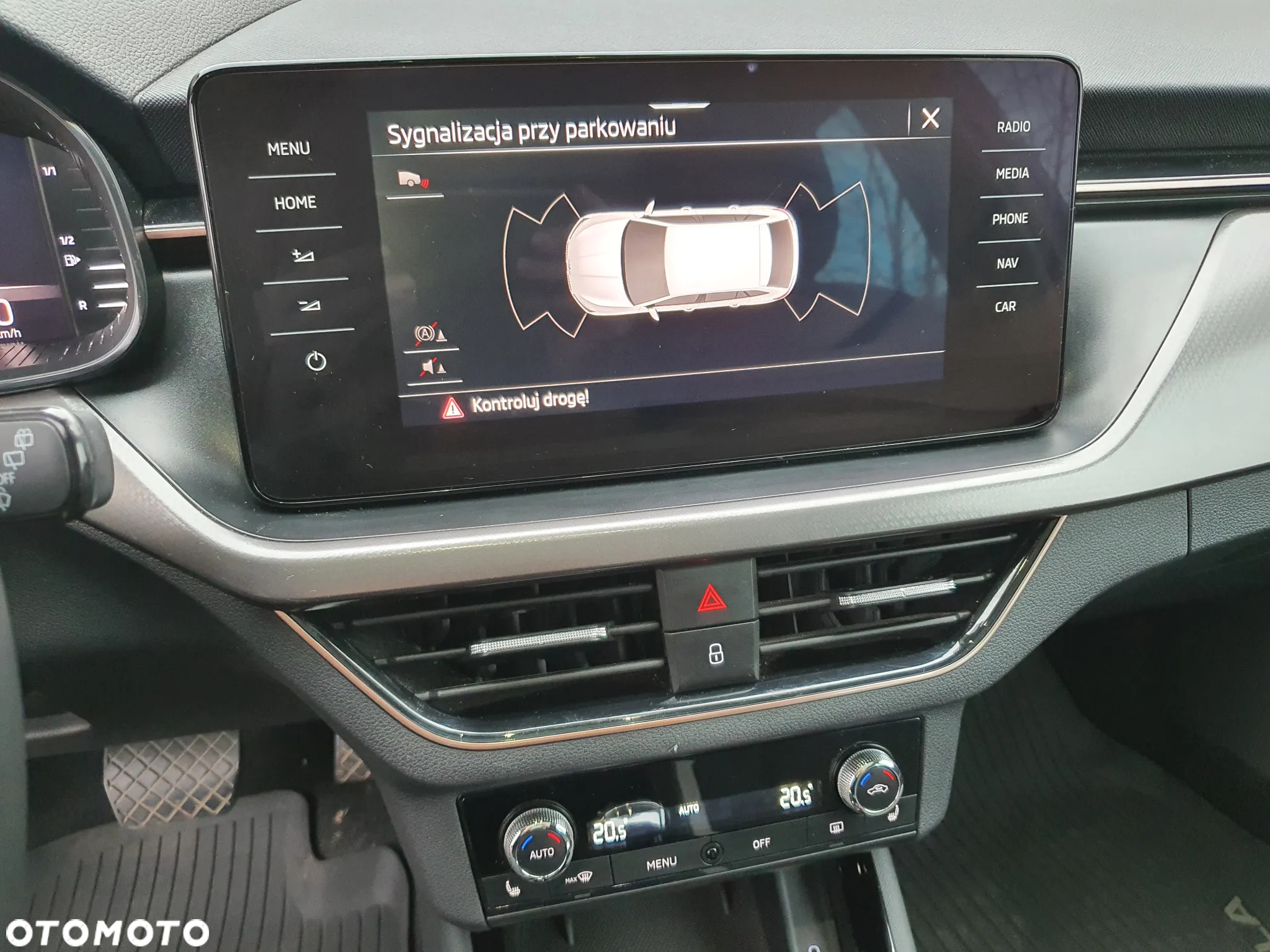 Skoda Scala 1.5 TSI Ambition DSG - 32