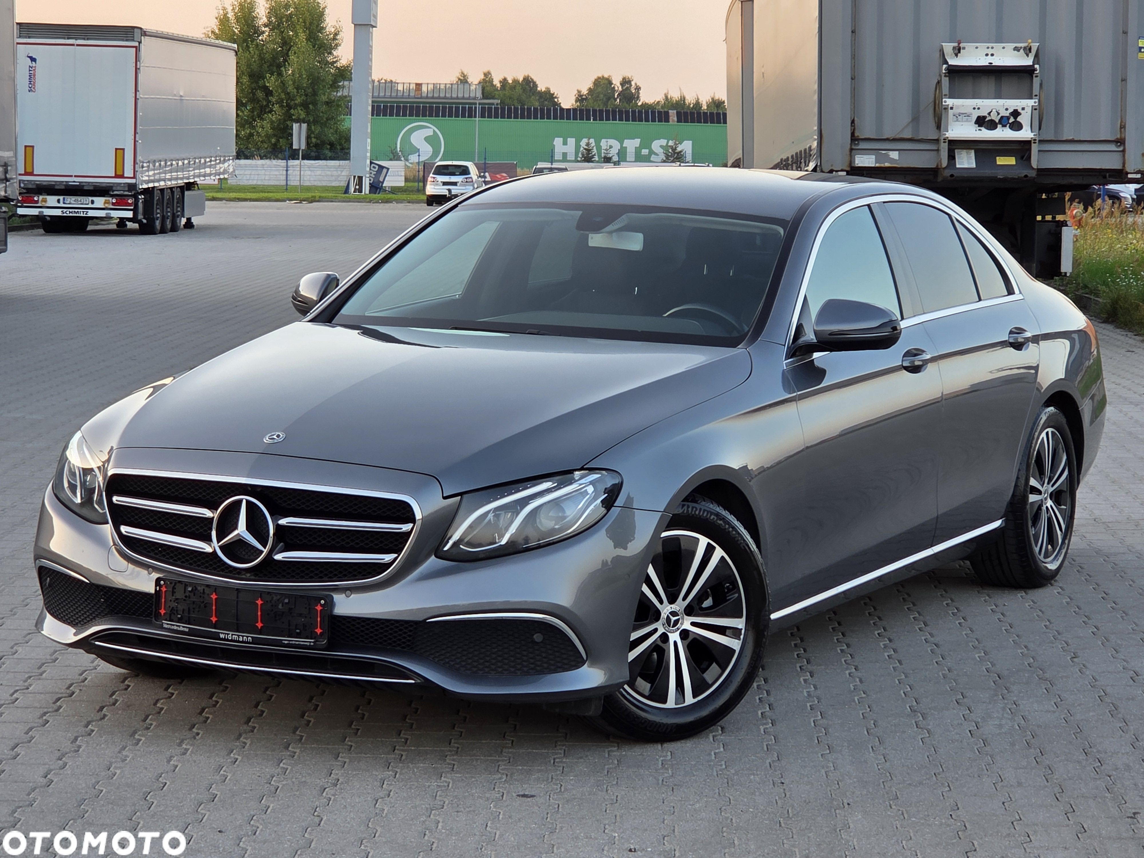 Mercedes-Benz Klasa E 220 d T 9G-TRONIC Exclusive - 1