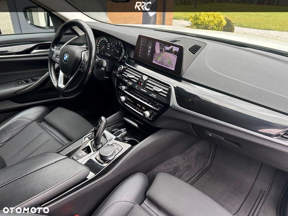 BMW Seria 5 530i Sport Line - 20