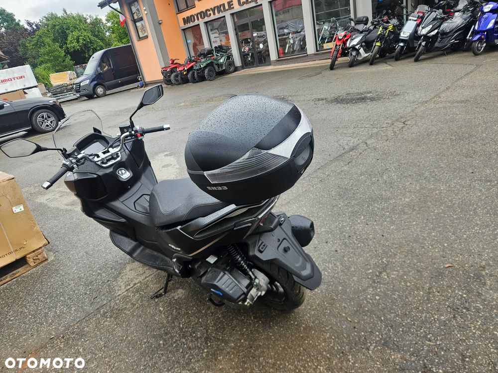 QJMOTOR MTX 125 - 9
