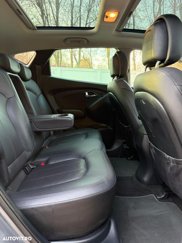 Hyundai ix35 2.0 CRDI 4WD Premium - 31