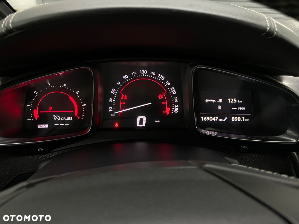 Citroën DS5 HDi 165 Business - 11